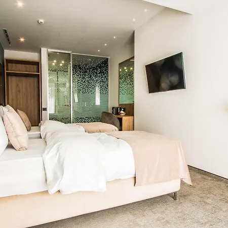 Central Apart Hotel 4*