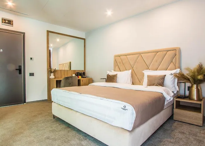Central Apart Hotel