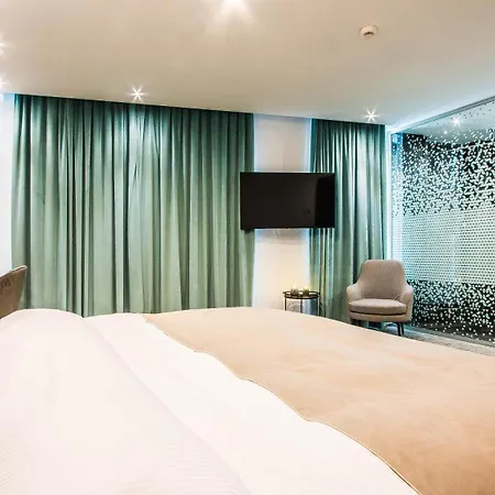 Central Apart Hotel 4* Бухарест