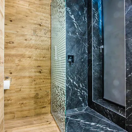 Central Apart Hotel 4* Bükreş