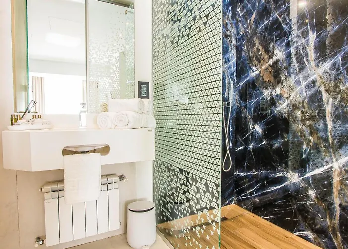 Central Apart Hotel 4*