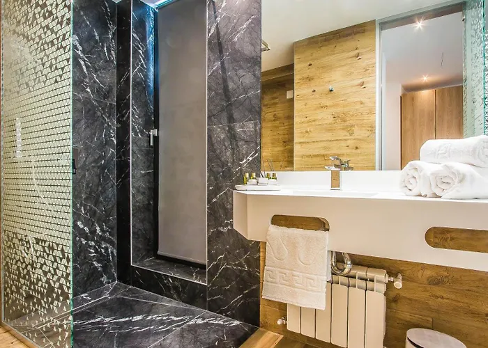 Central Apart Hotel 4* Bukarest