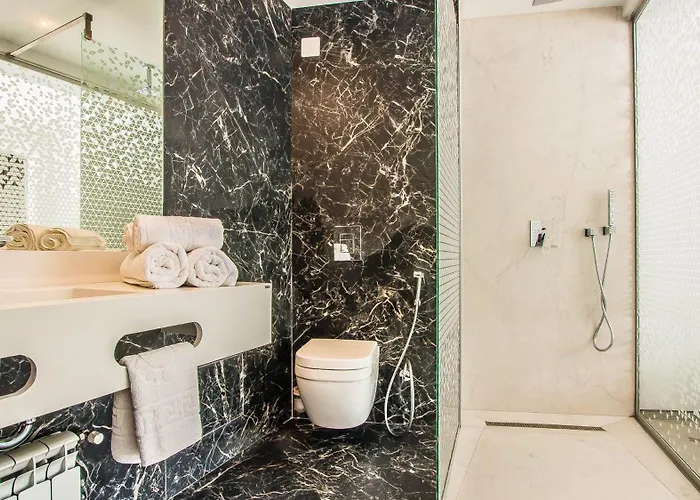 Central Apart Hotel 4* Бухарест