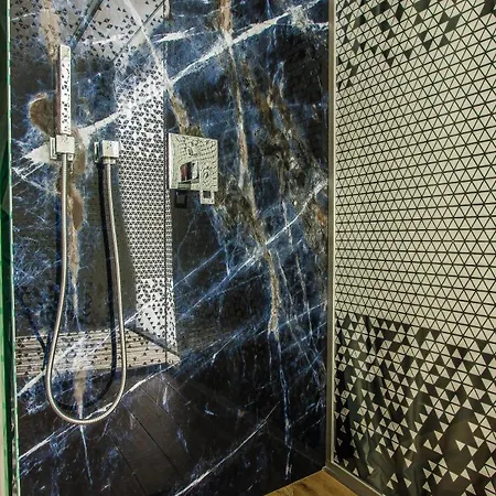 Central Apart Hotel 4*